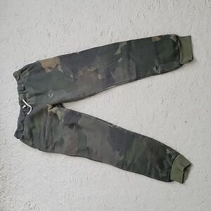 ! Womens camo joggers